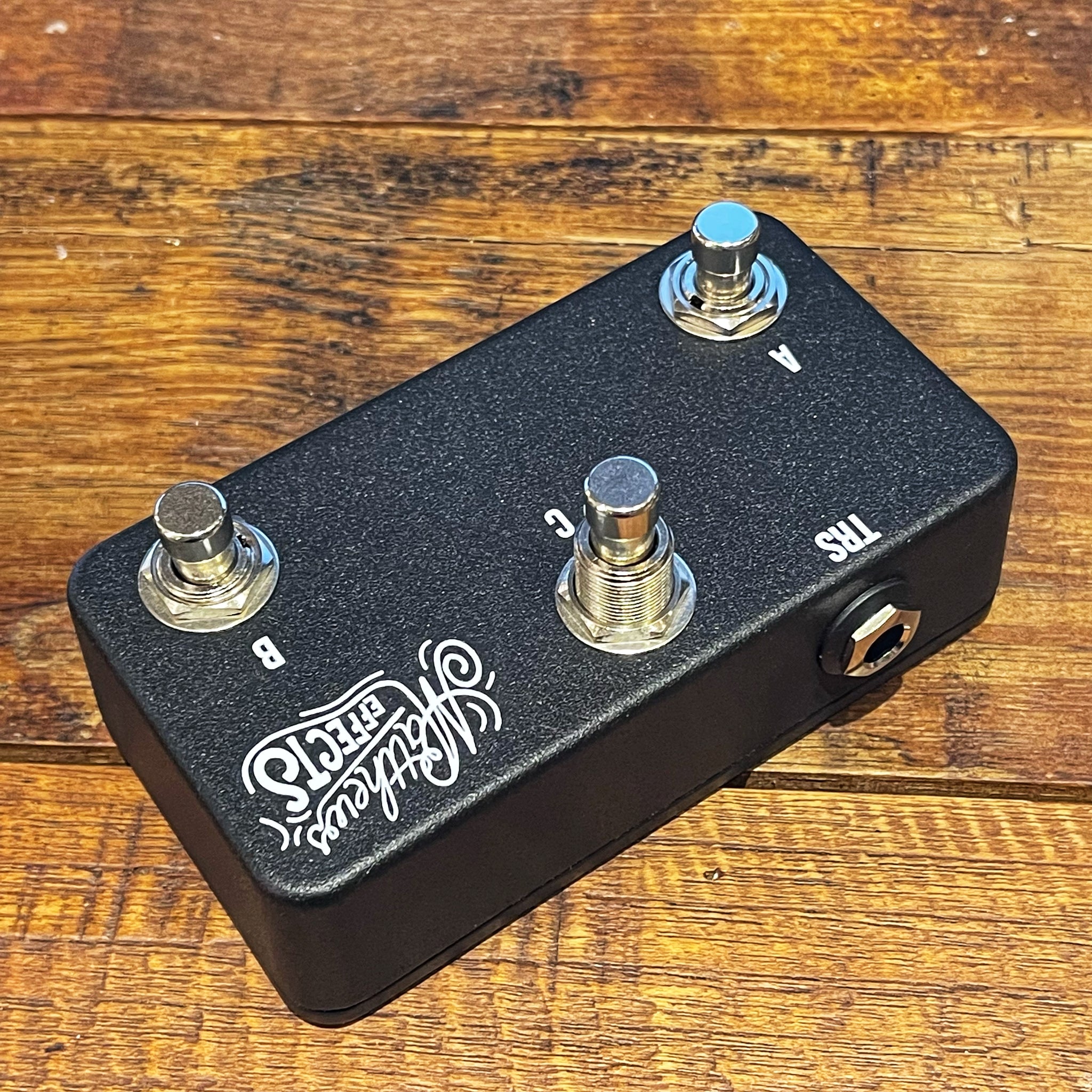 Matthews Effects - External 3 Switch