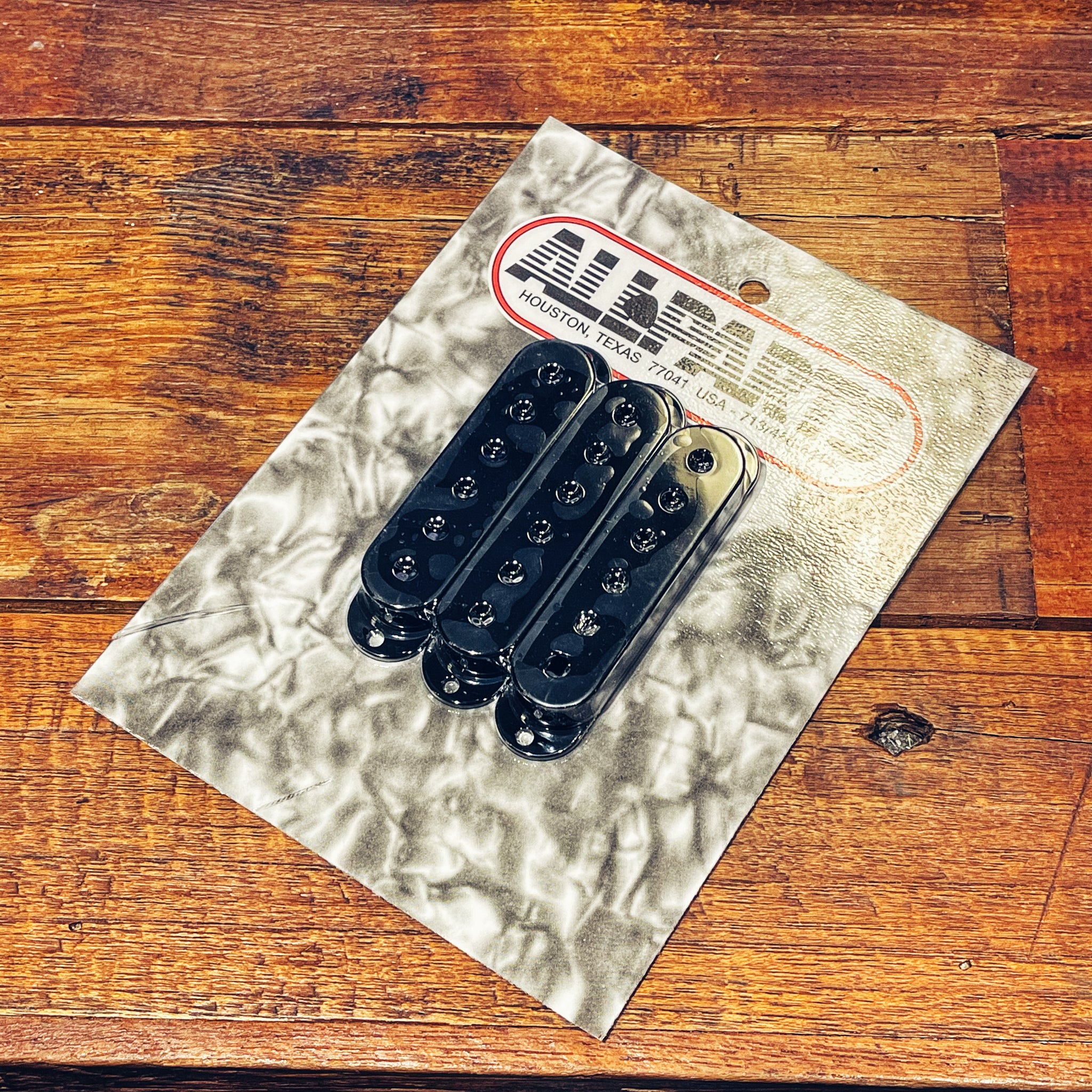 Allparts - Set of 3 Pickup Covers for Stratocaster