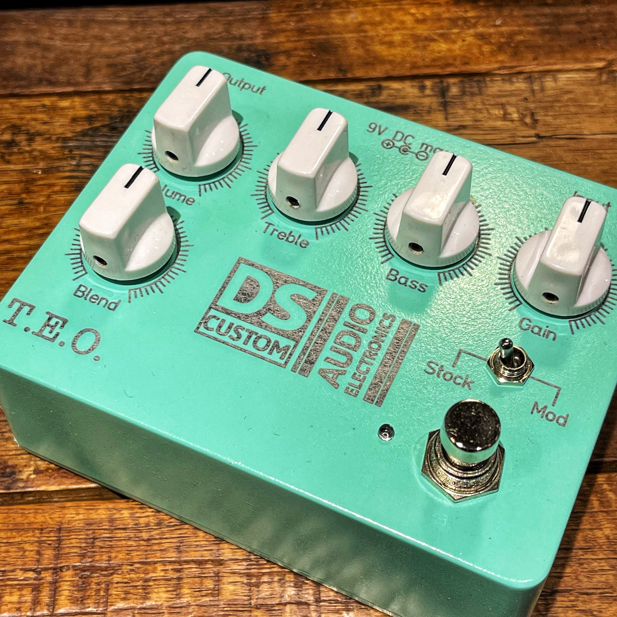 DS Custom - T.E.O.
