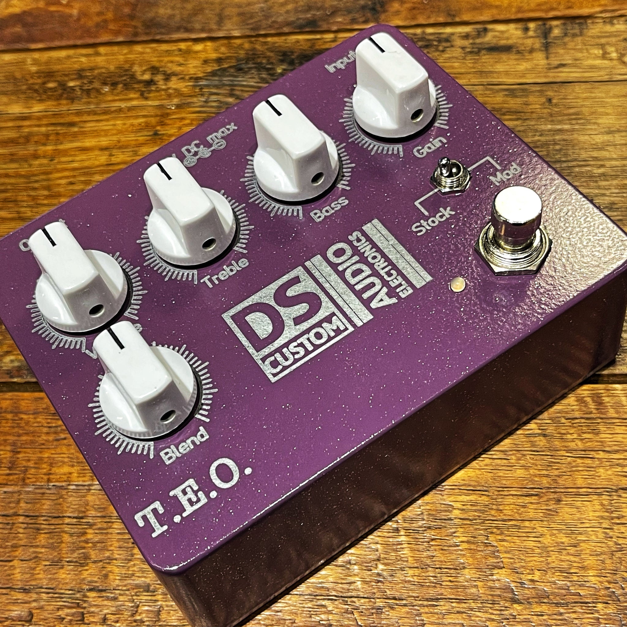 DS Custom - T.E.O.