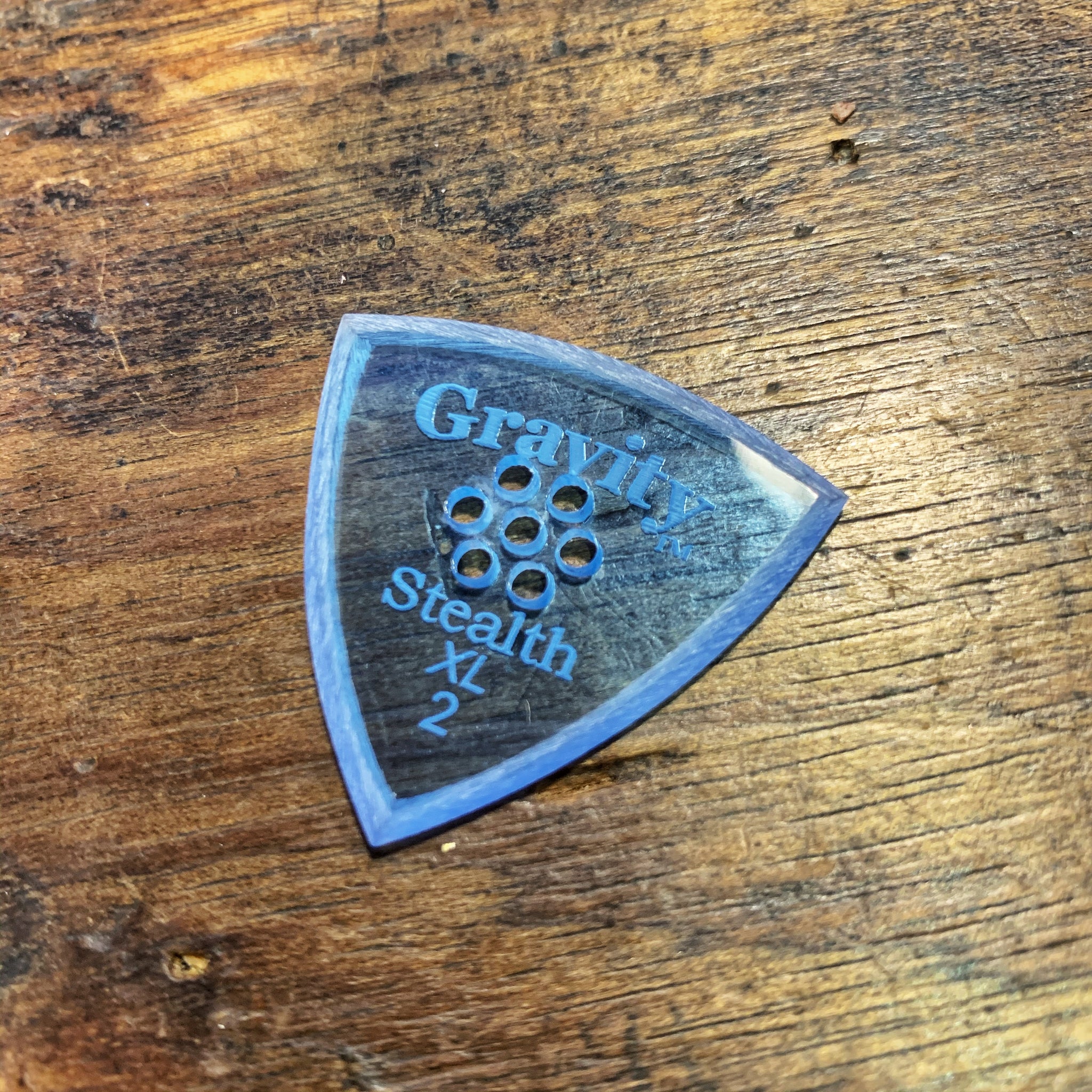 Gravity - Stealth XL 2.0mm Blue Multi-Hole Grip UNPOLISHED Bevels